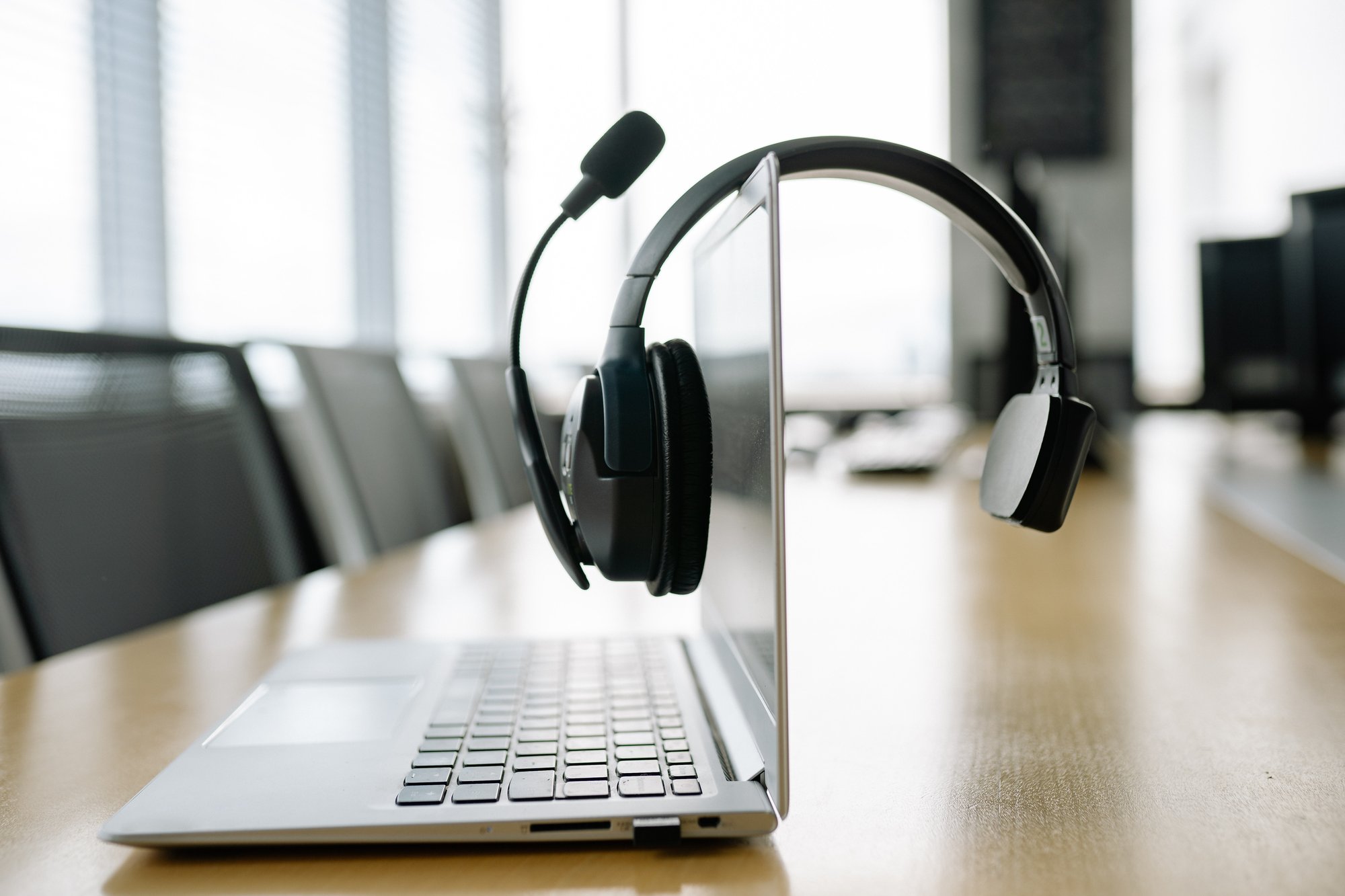 Customer Advisory Support